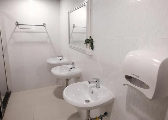 Khaosan Station (Adults Only) Hostel กรุงเทพมหานคร